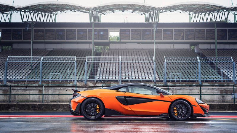 Illustration for article titled The 2019 McLaren 600LT Is the Flame-Spitting Mad Max Version of the 570S